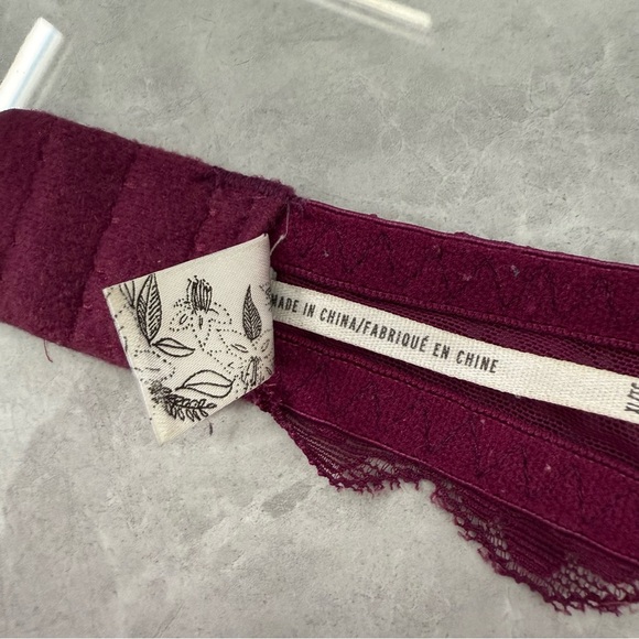 Women’s Intimately Free People Floral Lace Halter V-Neck Bralette Adjustable XL - Picture 14 of 16